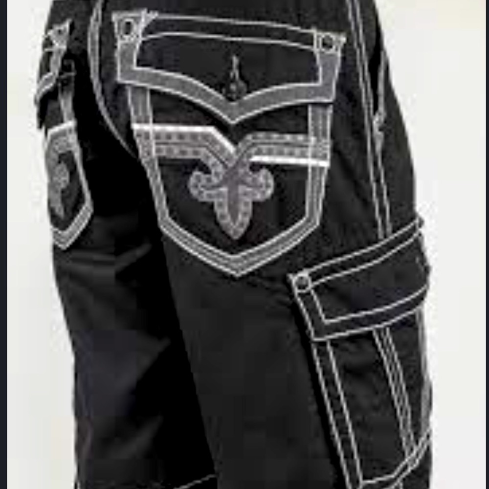 Rock Revival Classic Cargo Shorts NWOT